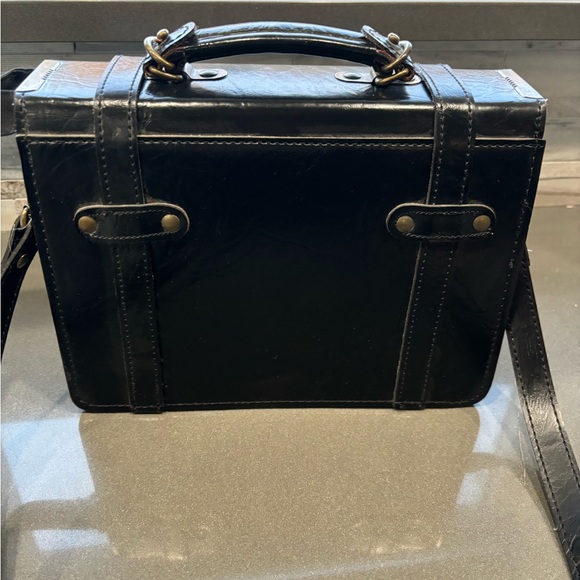 Vintage box bag. Black. Great condition. - Picture 4 of 8